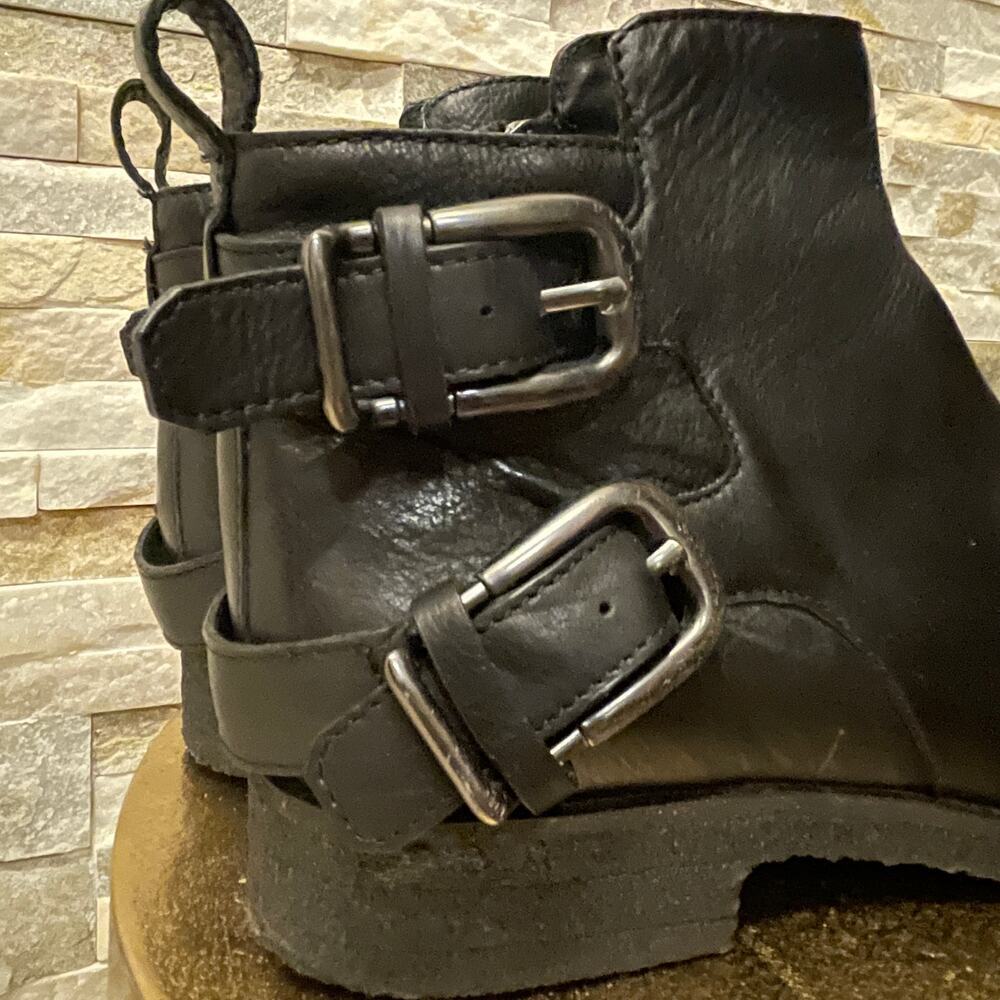 Belle by Sigerson Morrison 8 Black Leather Booties | Double Buckle Ankle Boots - Picture 5 of 10